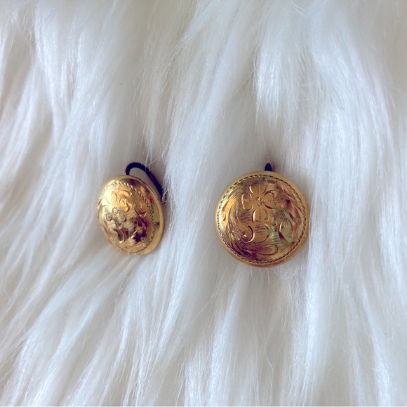 Vintage Etched Floral Gold Screw Back Earrings GF Gold Filled Mid Century Modern - Picture 3 of 7